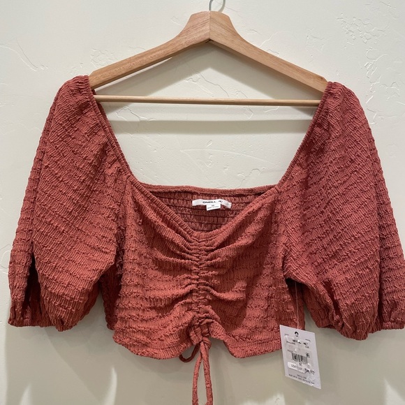 O’NEIL POLLY TEXTURED KNIT CROP TOP - Picture 2 of 4